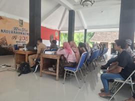 Bimtek Perizinan Berusaha bagi UMKM Kemejing Digelar di Aula Kalurahan